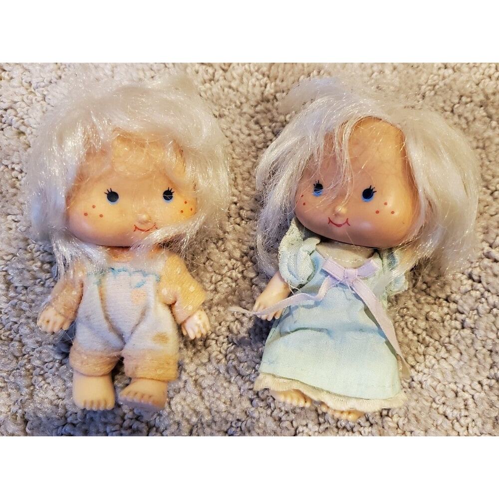 Vintage Strawberry Shortcake Dolls With Clothes Rare HTF Hong Kong